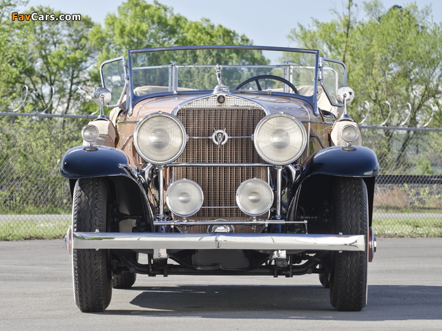 Images of Cadillac V8 355-A Dual Cowl Phaeton 1931 (640 x 480)