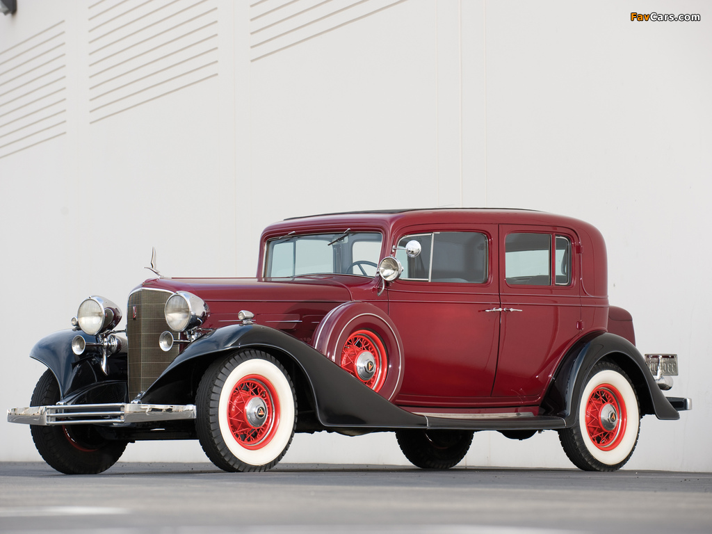 Photos of Cadillac V8 355-C Town Sedan by Fleetwood (5330-S) 1933 (1024 x 768)