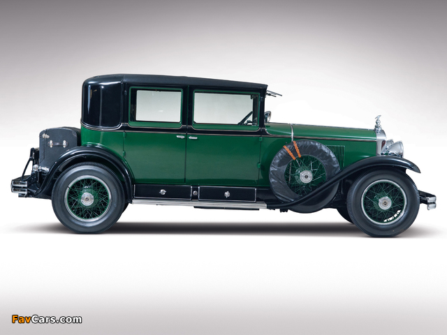 Pictures of Cadillac V8 341-A Town Sedan Armored 1928 (640 x 480)