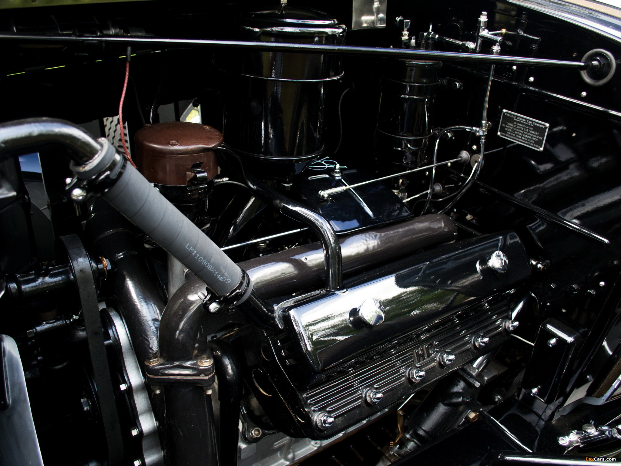 Pictures of Cadillac V8 355-A Convertible Coupe 1931 (2048 x 1536)