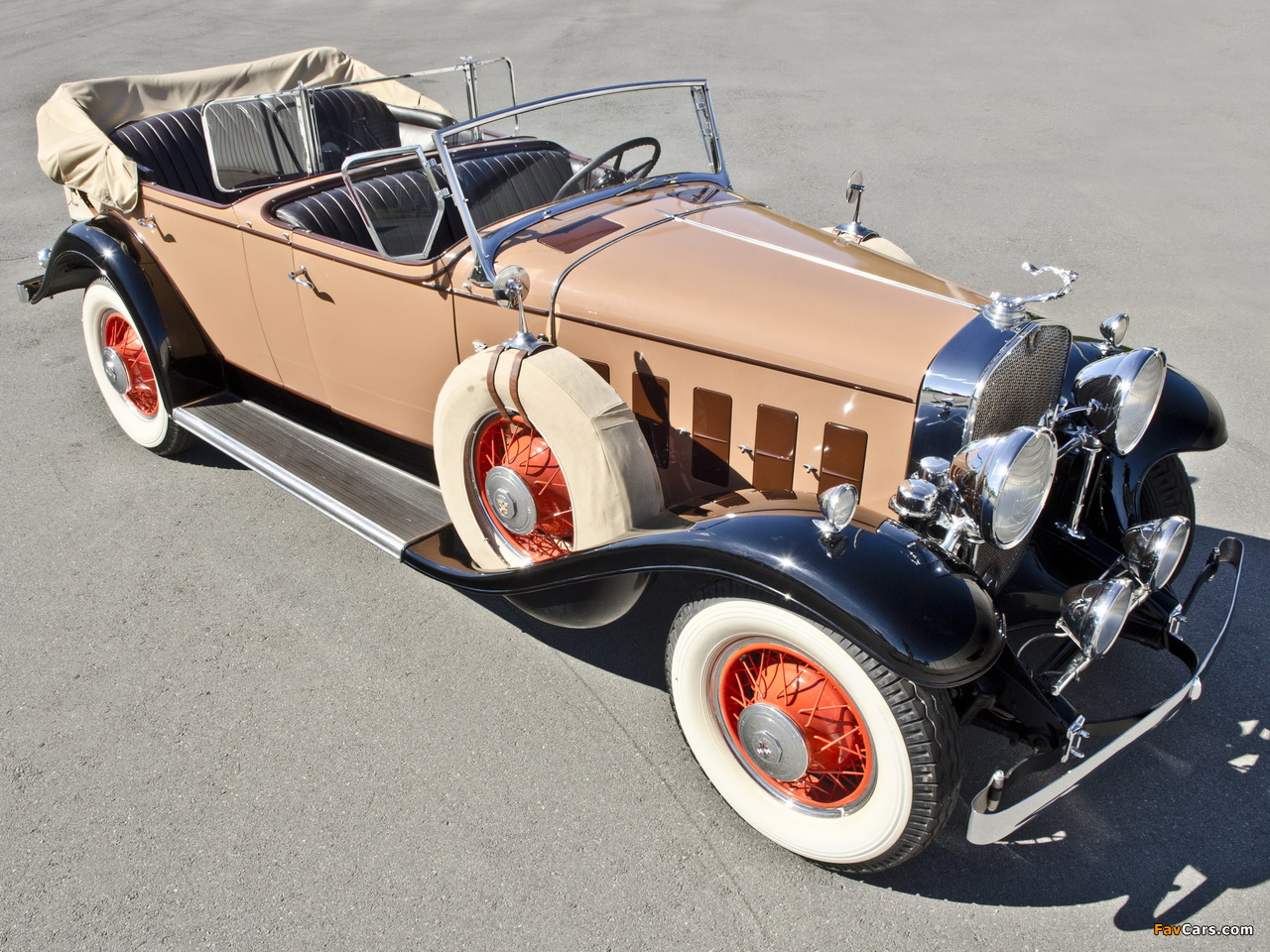 Pictures of Cadillac V8 355-A Dual Cowl Phaeton 1931 (1280 x 960)