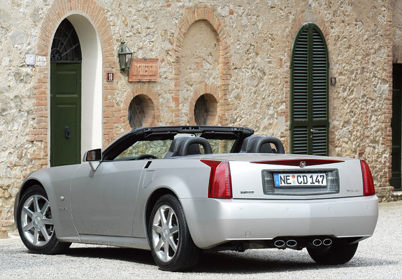 Cadillac XLR 2004–08 pictures