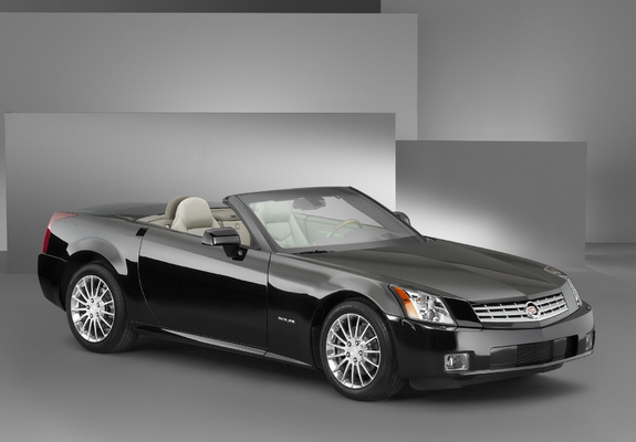 Cadillac XLR Accessorized 2004 wallpapers