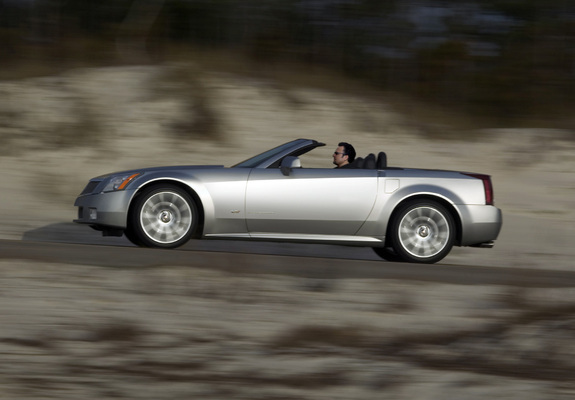 Cadillac XLR-V 2005–08 photos