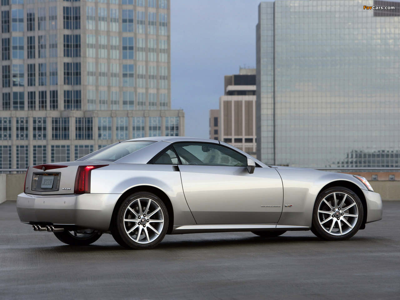 Cadillac XLR-V 2005–08 photos (1280 x 960)