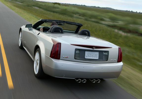 Images of Cadillac XLR-V 2005–08