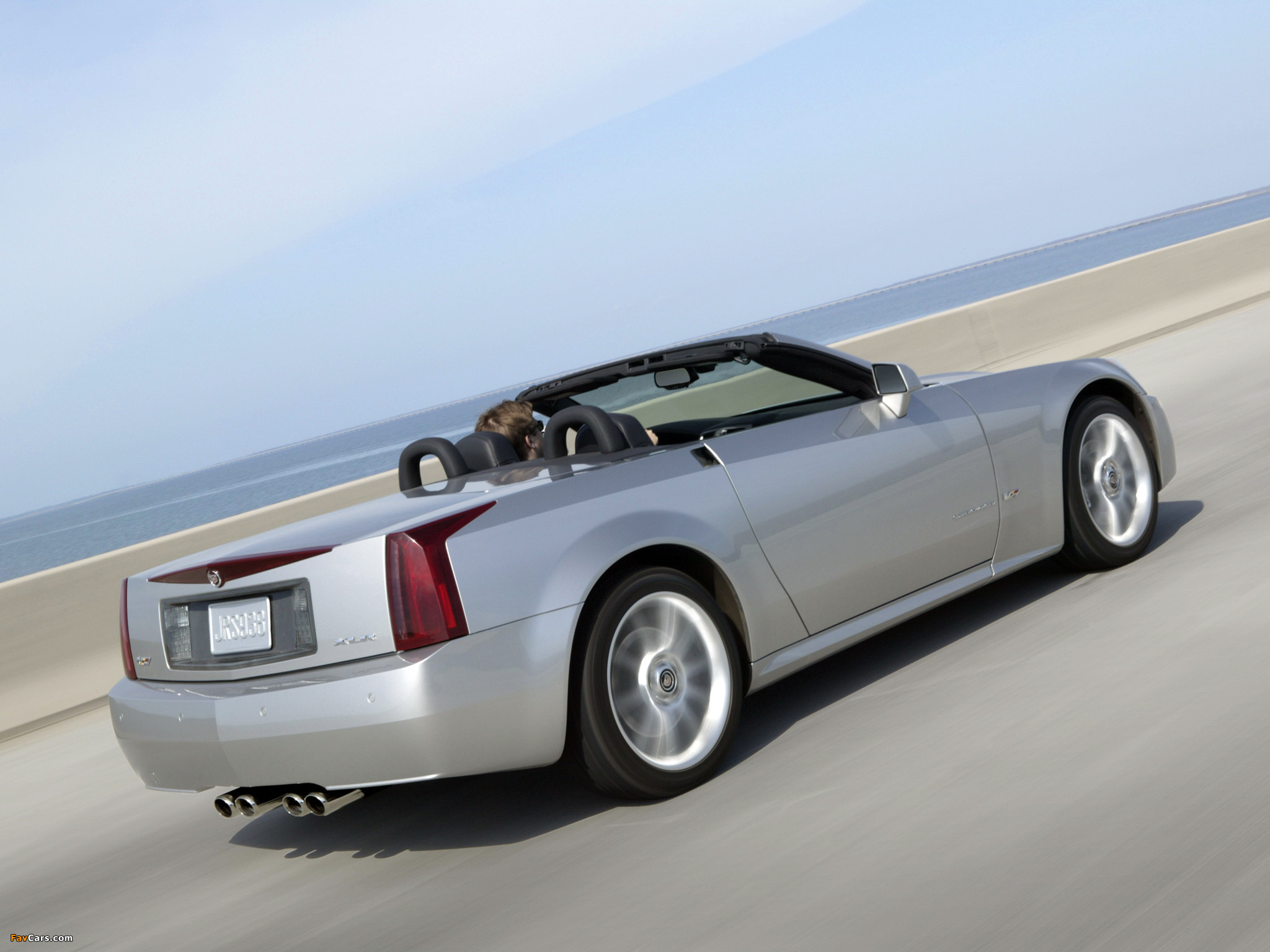 Photos of Cadillac XLR-V 2005–08 (2048 x 1536)