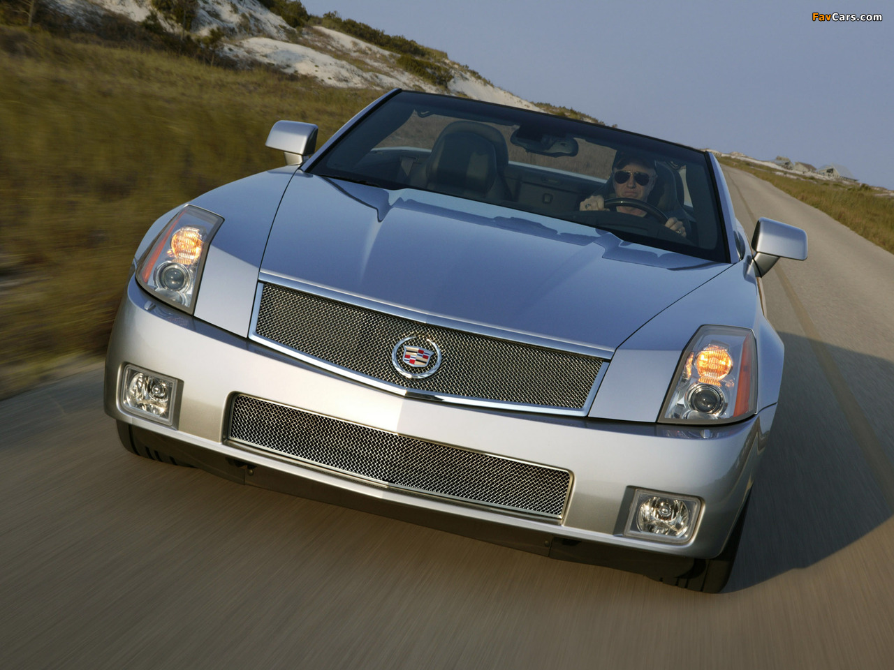 Photos of Cadillac XLR-V 2005–08 (1280 x 960)