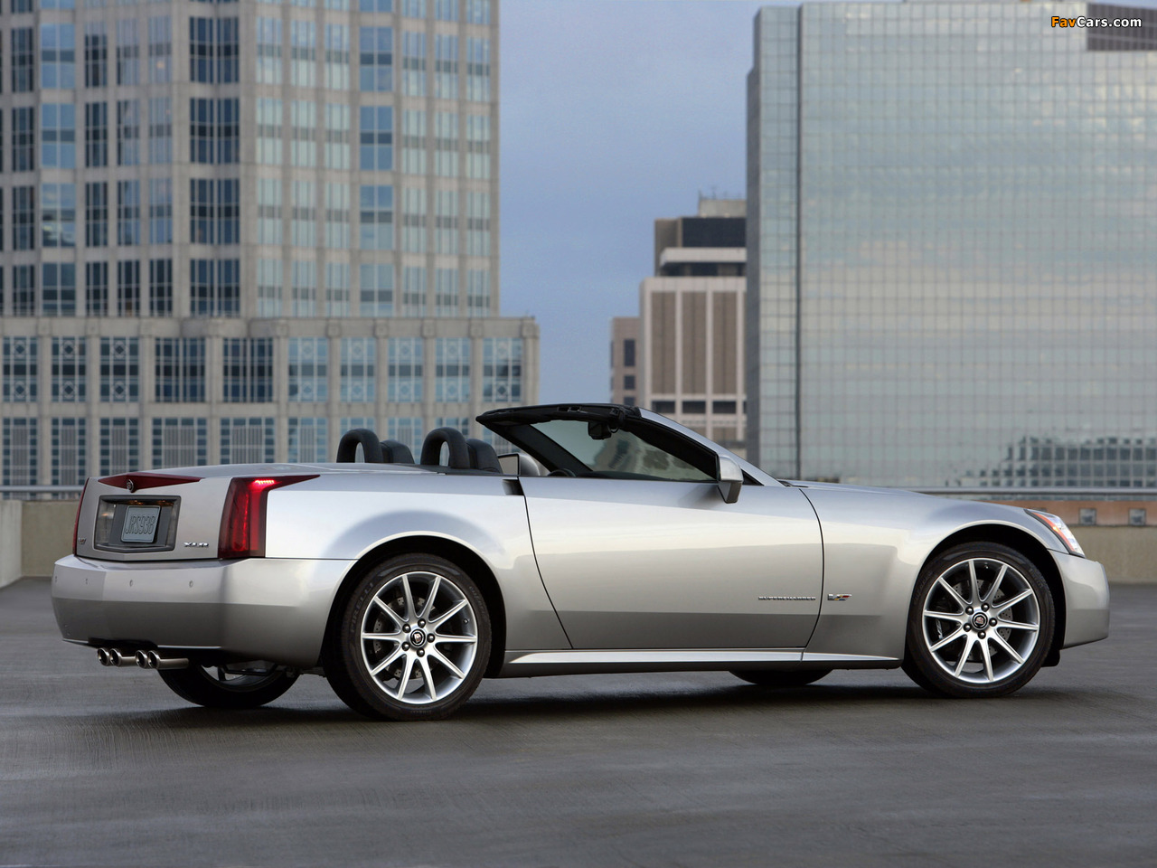 Pictures of Cadillac XLR-V 2005–08 (1280 x 960)