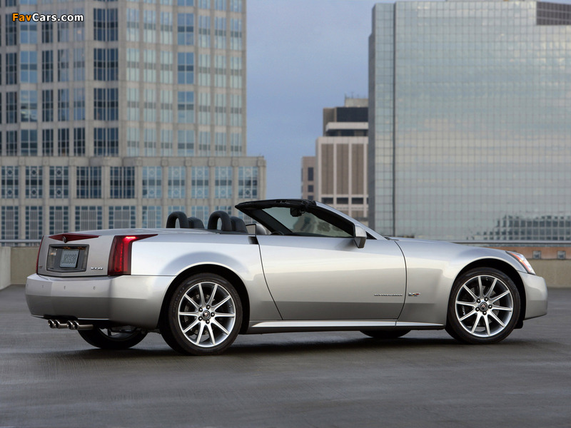 Pictures of Cadillac XLR-V 2005–08 (800 x 600)