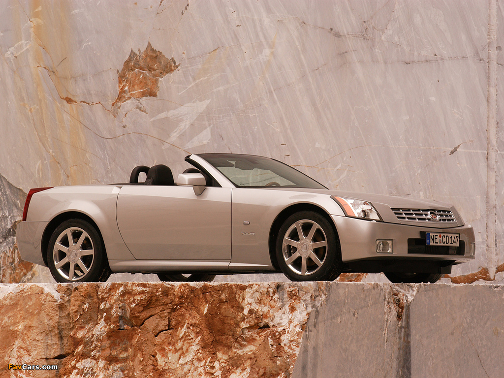 Cadillac XLR 2004–08 wallpapers (1024 x 768)