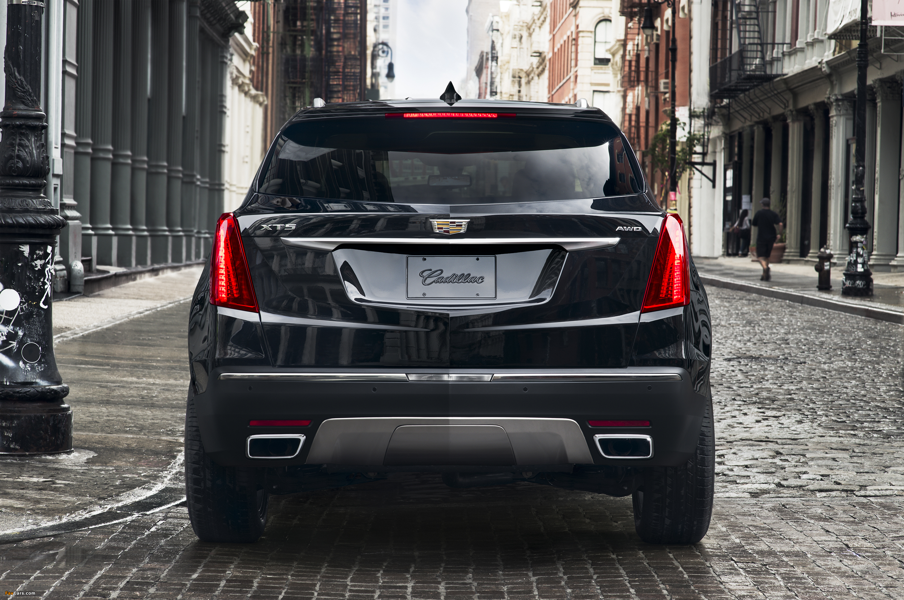Images of Cadillac XT5 2016 (3000 x 1992)