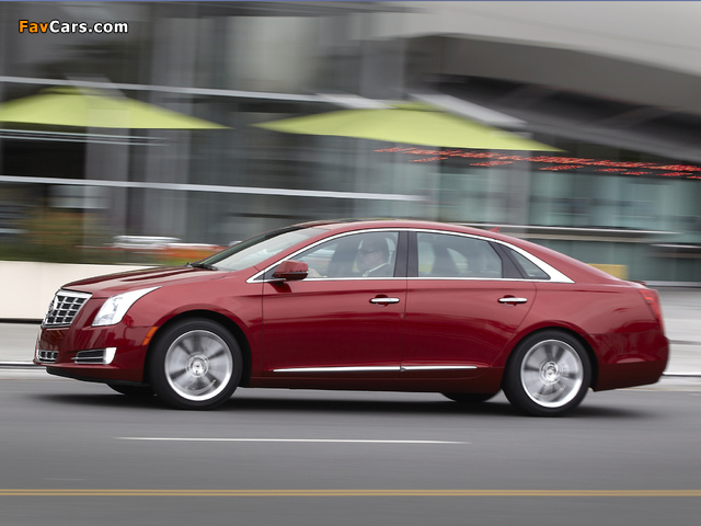 Cadillac XTS 2012 images (640 x 480)
