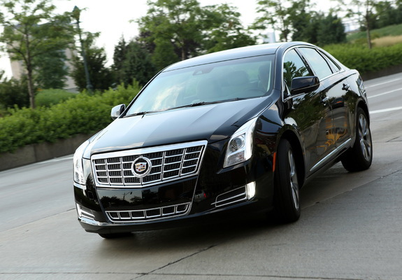 Pictures of Cadillac XTS 2012