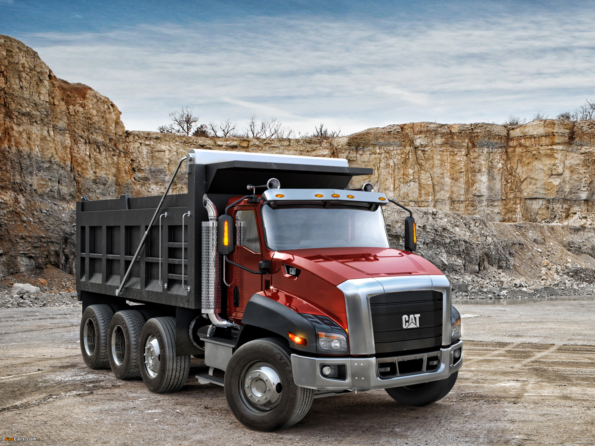 Caterpillar CT660 Dump Truck 2011 wallpapers (1920 x 1440)