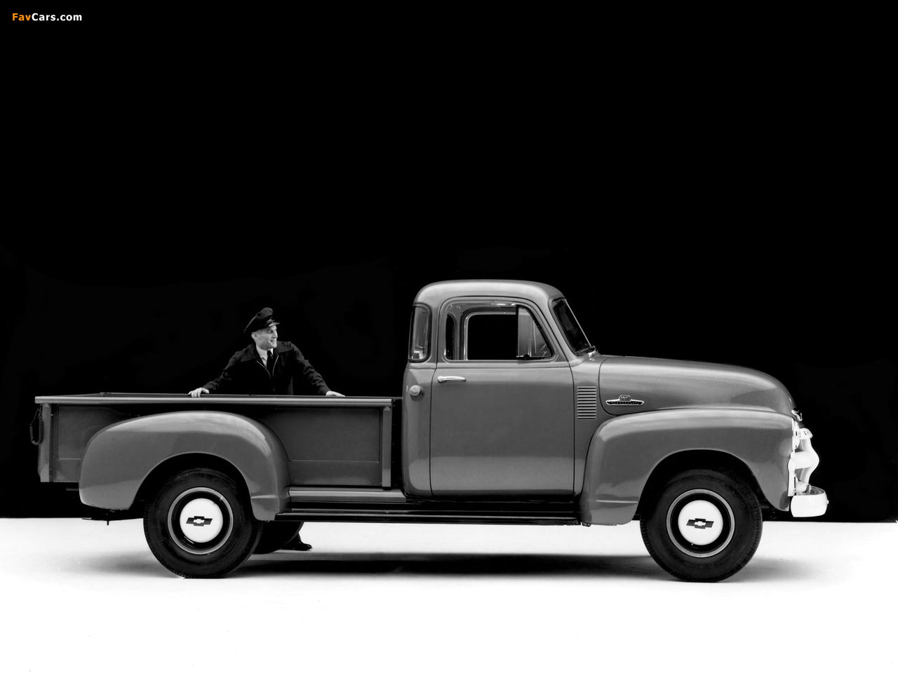 Images of Chevrolet 3600 Pickup Truck (J-3604) 1955 (1280 x 960)