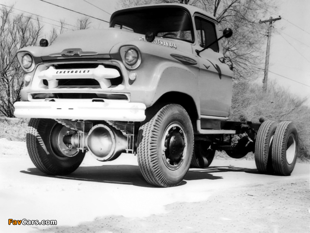 Chevrolet 4100 4x4 Chassis Cab by Coleman 1956 wallpapers (640 x 480)