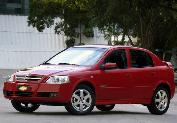 Chevrolet Astra 5-door 2003–11 images