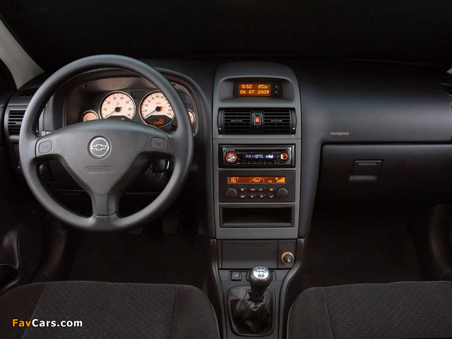 Chevrolet Astra 5-door 2003–11 photos (640 x 480)
