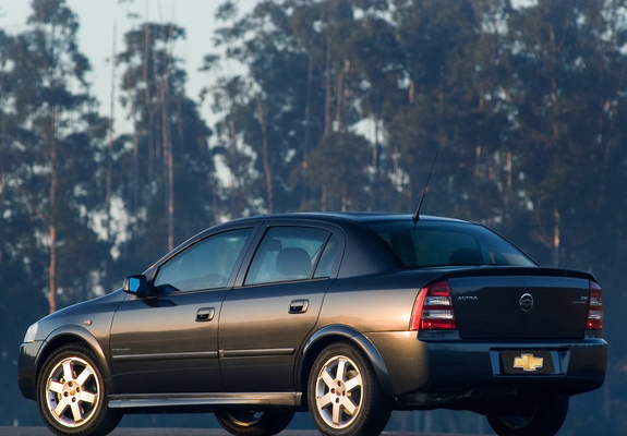 Chevrolet Astra Sedan 2003–11 photos