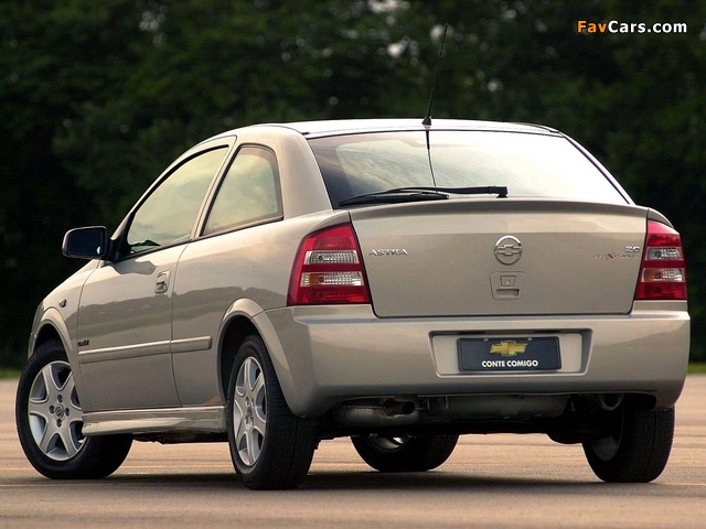 Chevrolet Astra 3-door 2004–07 images (640 x 480)