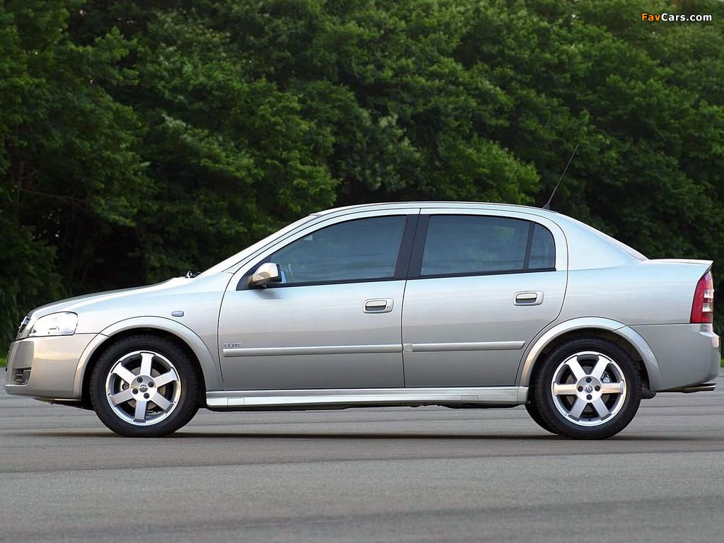 Images of Chevrolet Astra Sedan 2003–11 (1024 x 768)