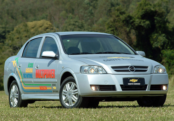 Images of Chevrolet Astra Multipower Sedan 2004–09