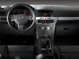 Pictures of Chevrolet Astra 5-door MX-spec 2006–08