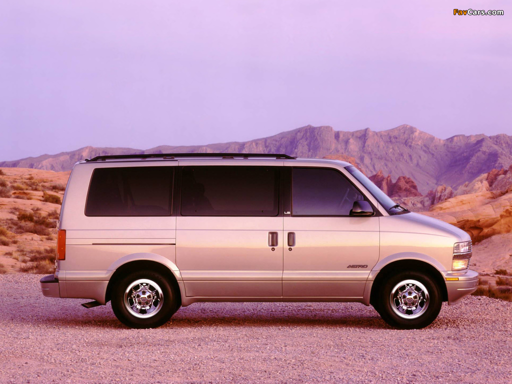 Images of Chevrolet Astro 1995–2005 (1024 x 768)