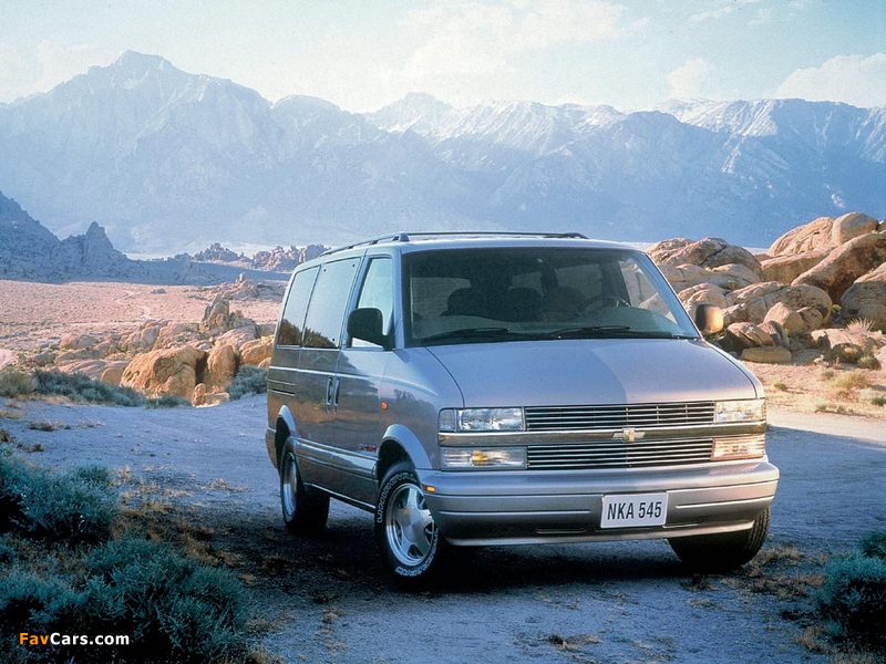Photos of Chevrolet Astro 1995–2005 (800 x 600)