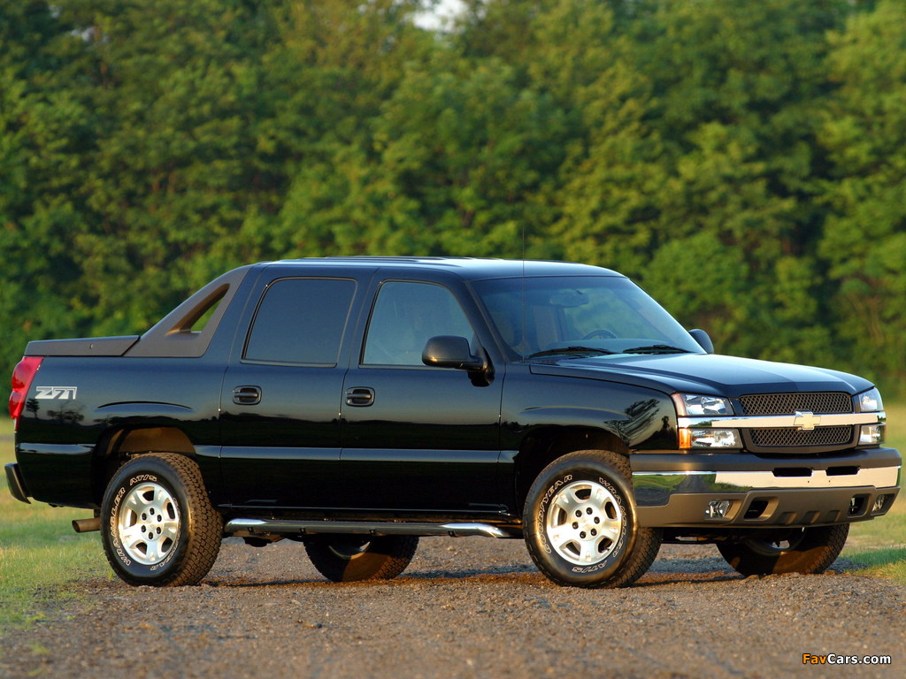 Chevrolet Avalanche Z71 2002–06 photos (1024 x 768)