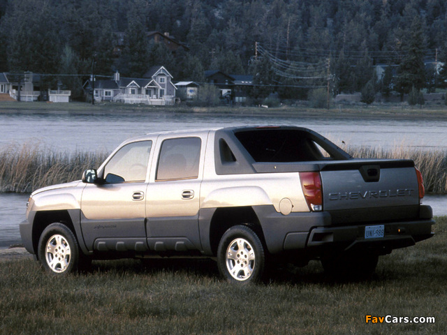 Chevrolet Avalanche 2002–06 pictures (640 x 480)