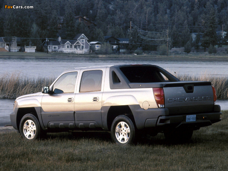 Chevrolet Avalanche 2002–06 pictures (800 x 600)