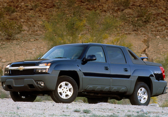 Chevrolet Avalanche Z71 2002–06 wallpapers