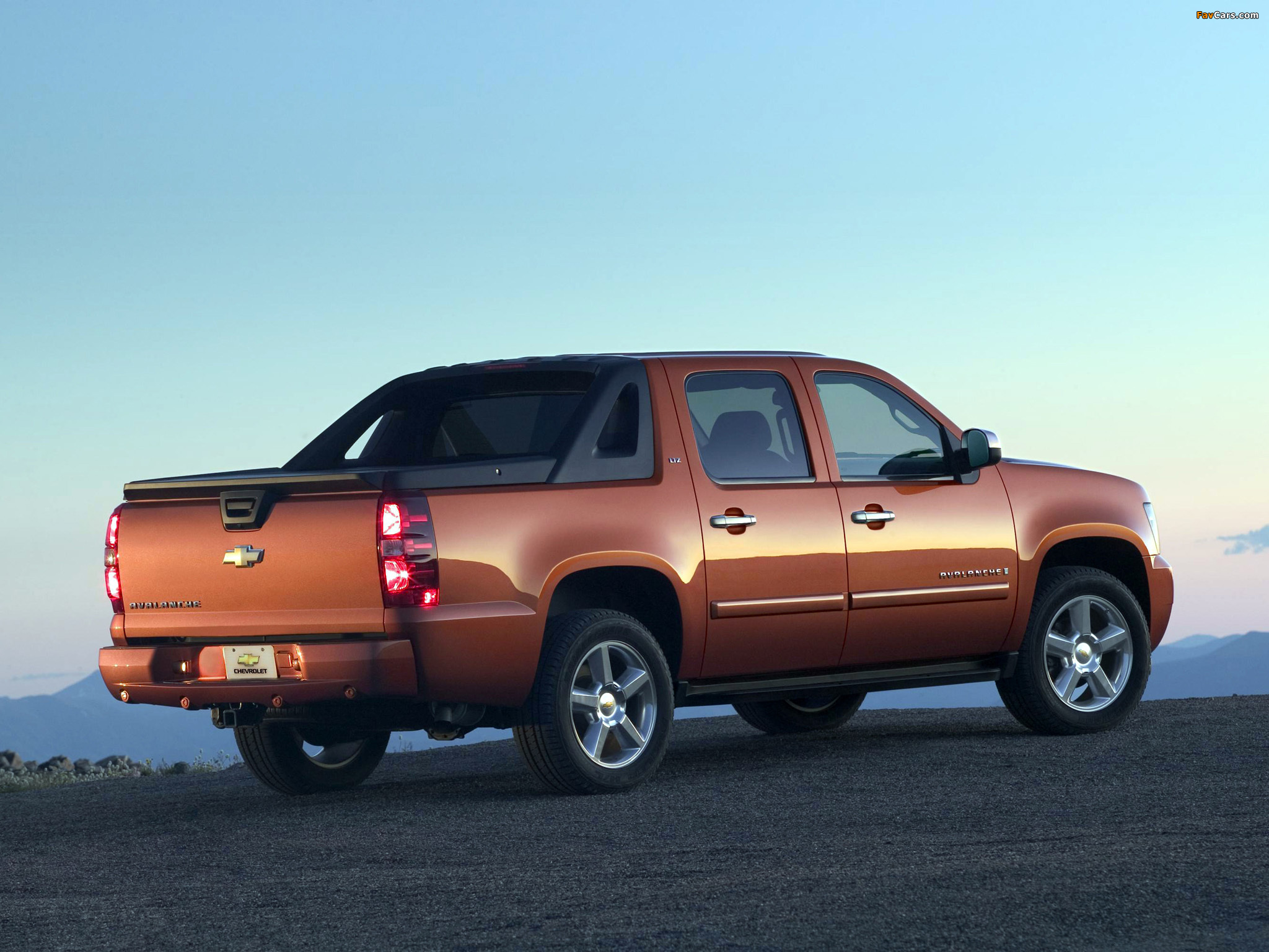 Chevrolet Avalanche 2006–12 wallpapers (2048 x 1536)
