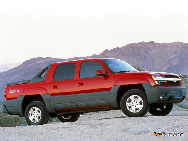Pictures of Chevrolet Avalanche Z66 2002–06 (640 x 480)