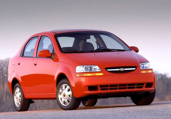 Chevrolet Aveo Sedan (T200) 2003–06 photos