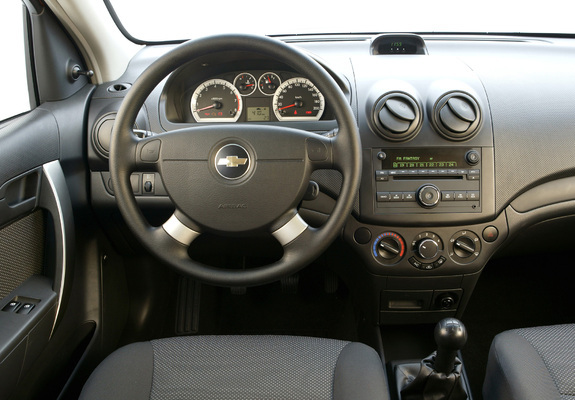 Chevrolet Aveo Sedan (T250) 2006–11 pictures