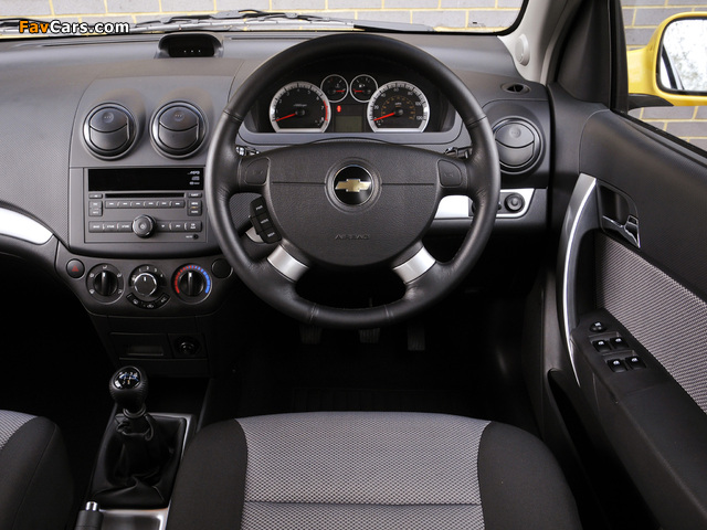 Chevrolet Aveo 5-door UK-spec (T250) 2008–11 images (640 x 480)