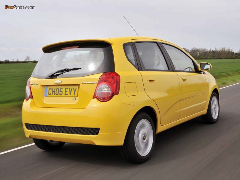 Chevrolet Aveo 5-door UK-spec (T250) 2008–11 pictures (800 x 600)