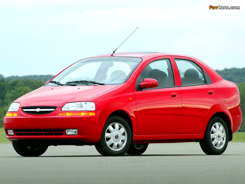 Images of Chevrolet Aveo Sedan (T200) 2003–06 (800 x 600)