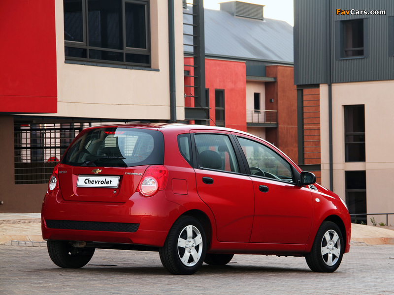 Images of Chevrolet Aveo 5-door ZA-spec (T250) 2008 (800 x 600)