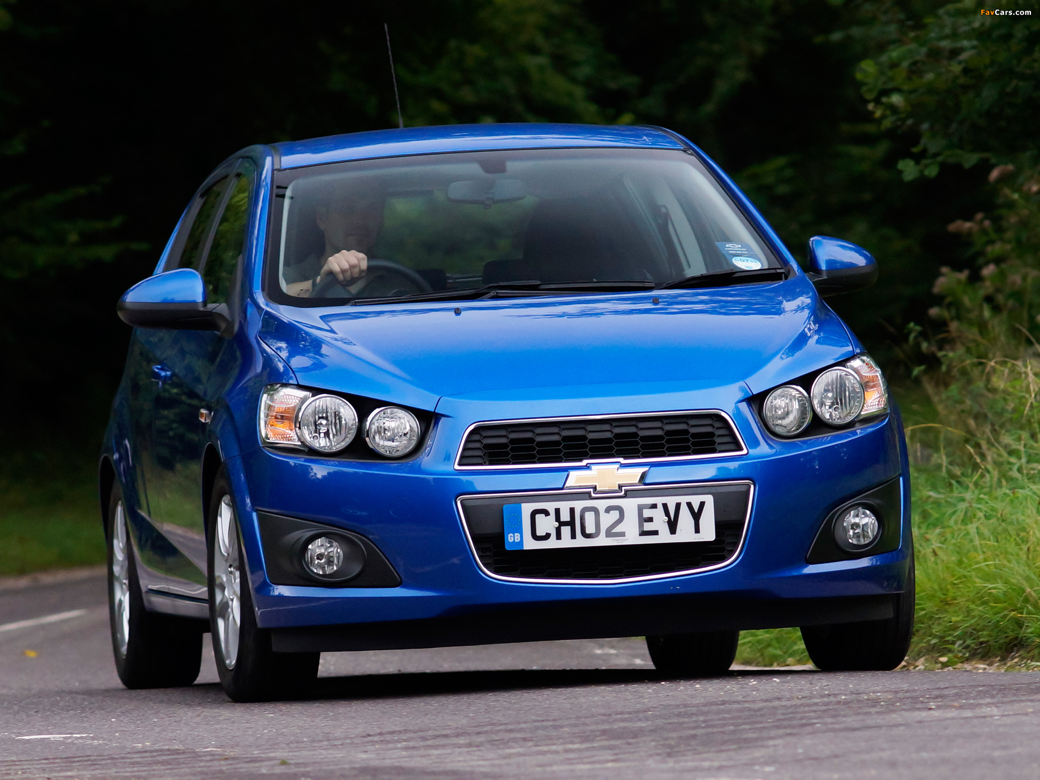 Photos of Chevrolet Aveo 5-door UK-spec 2011 (2048 x 1536)