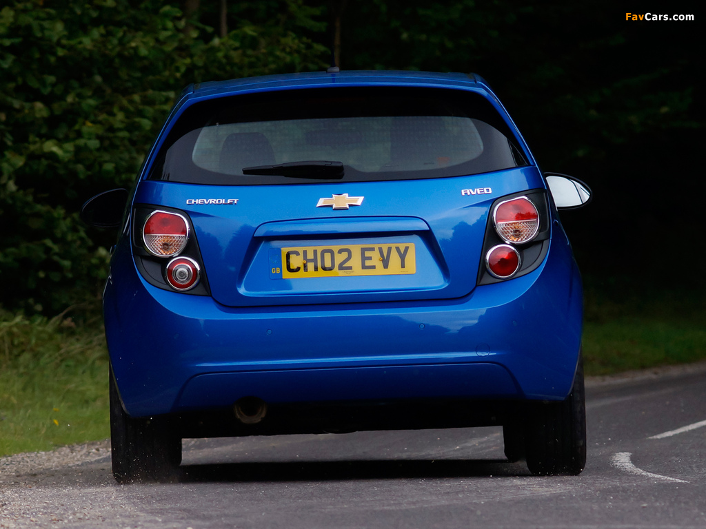 Photos of Chevrolet Aveo 5-door UK-spec 2011 (1024 x 768)