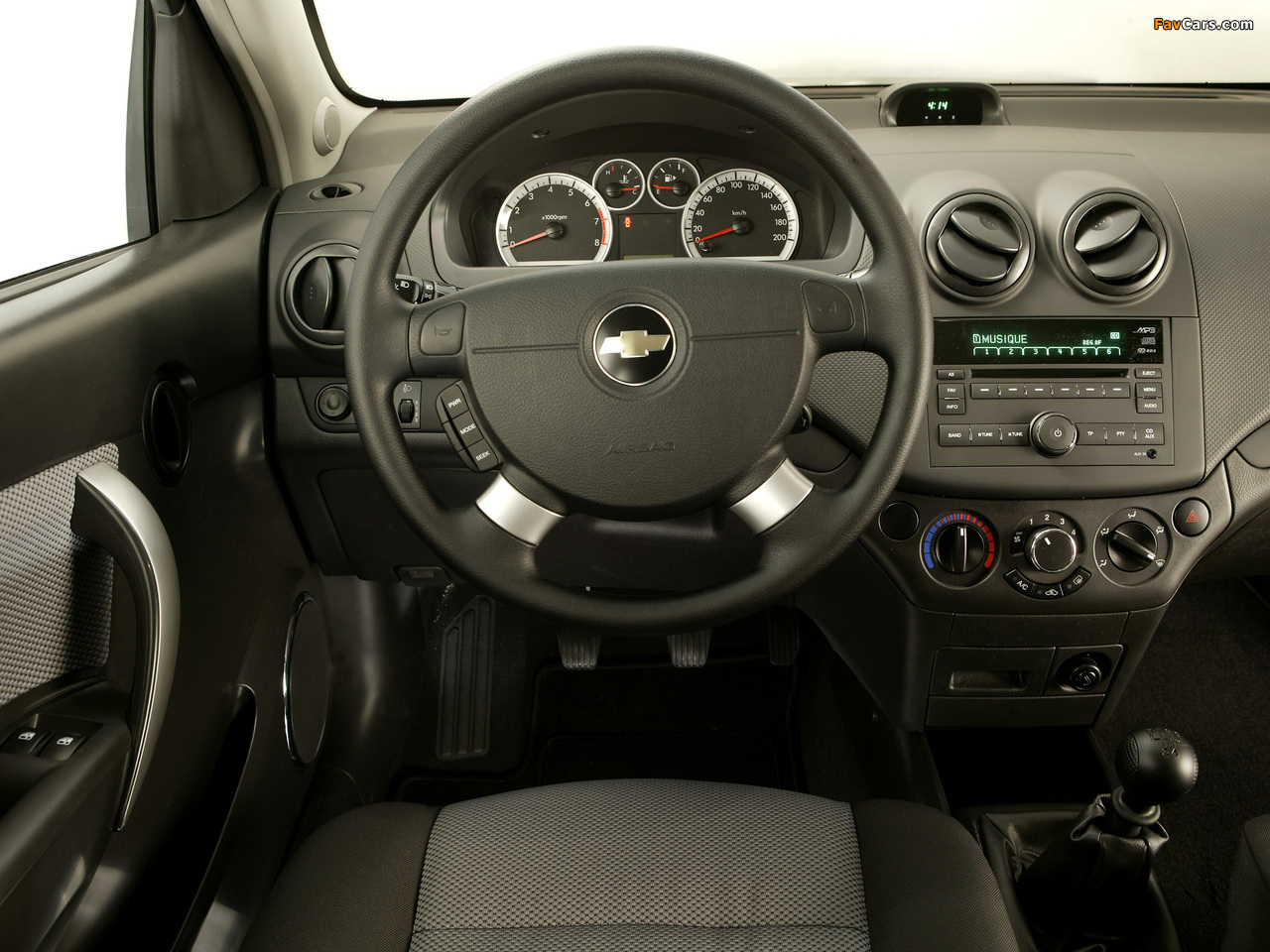 Chevrolet Aveo 3-door (T250) 2008–11 wallpapers (1280 x 960)