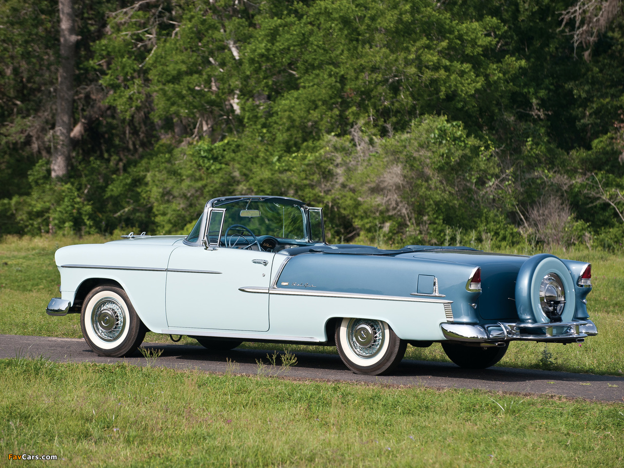 Images of Chevrolet Bel Air Convertible (2434-1067D) 1955 (1280 x 960)