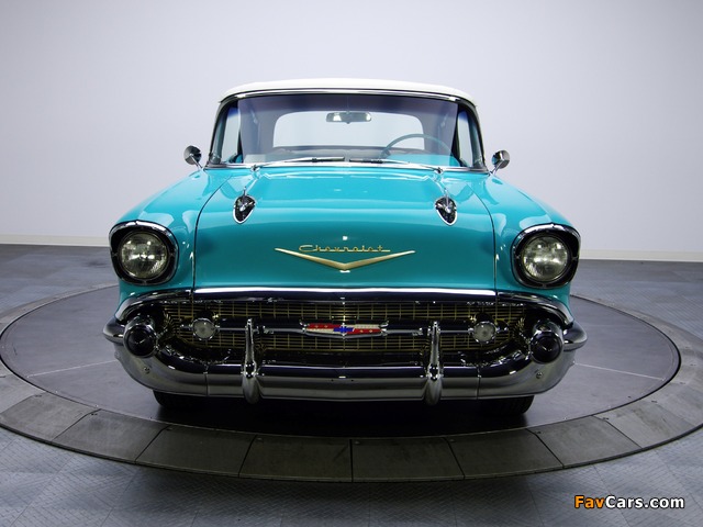 Images of Chevrolet Bel Air Convertible Fuel Injection (2434-1067D) 1957 (640 x 480)
