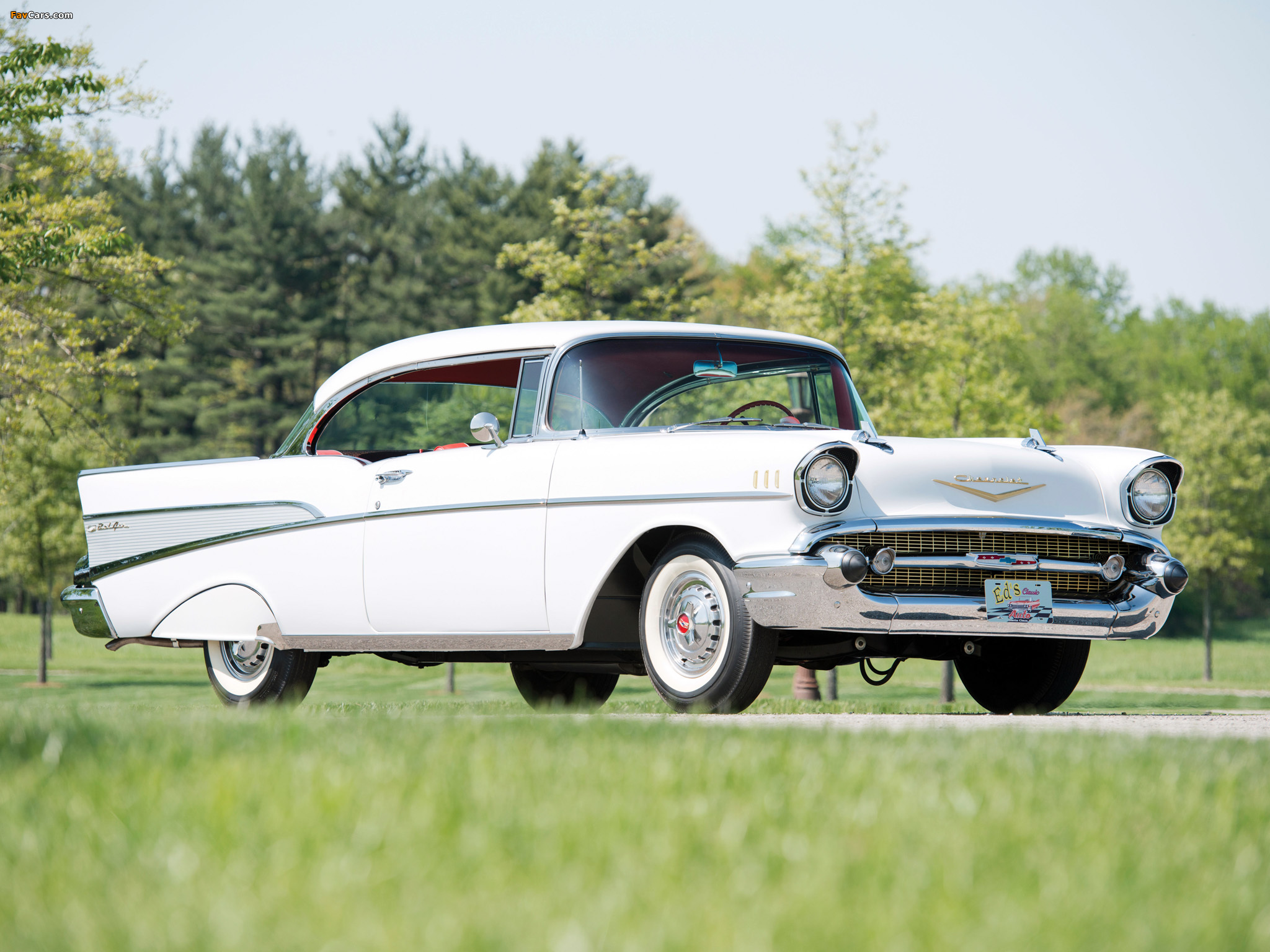 Images of Chevrolet Bel Air Sport Coupe (2454-1037D) 1957 (2048 x 1536)