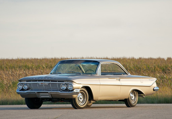 Photos of Chevrolet Bel Air 409 Sport Coupe 1961