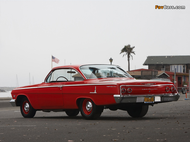 Photos of Chevrolet Bel Air 409 Sport Coupe 1962 (640 x 480)
